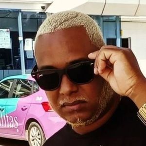 Meet your Posher, Hanser